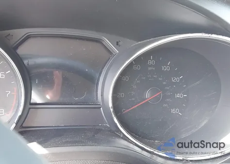 2018 Kia Sedona Lx z USA, uszkodzony, nr VIN KNDMB5C16J6367710